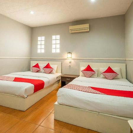 Oyo 1444 Patradissa Stasiun Bandung Hotel Ngoại thất bức ảnh
