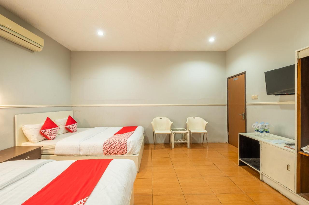 Oyo 1444 Patradissa Stasiun Bandung Hotel Ngoại thất bức ảnh
